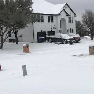 Meet your Posher, Adan